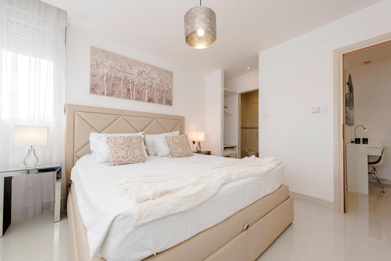 Urban Luxury Apartment Zadar Buitenkant foto